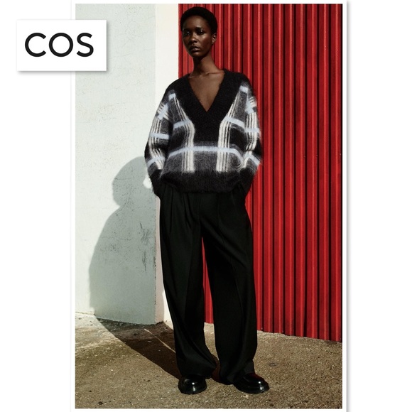 COS Mohair Wool Oversized Plaid Sweater XS V-Neck Slouchy Drop Shoulder Academia - Picture 3 of 16